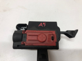 AUDI A5 A4 B9 KASA ARTI KUTUP BAŞI 8W0941823F ORJİNAL
