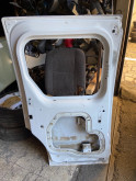 Oto Çıkma Parça / Ford / Tourneo Connect / Kaporta & Karoser / Sol Sürgülü Kapı / Çıkma Parça 