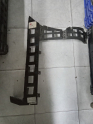 VW PASSAT B6 05-10 TAMPON BRAKETİ SAĞ ARKA DIŞ 3C5807378A