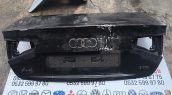 AUDİ A4 BAGAJ KAPAĞI