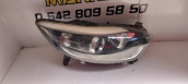 Oto Çıkma Parça / Renault / Captur / Far & Stop / Sağ Ön Far / Çıkma Parça 