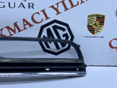 Oto Çıkma Parça / Volkswagen / Passat / Tampon / Sis Farı Çerçevesi / Çıkma Parça 