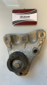 6R0199185B skoda fabia roomster 1.2 tsi motor kulağı braketi