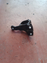 Oto Çıkma Parça / Renault / R 5 / Motor / Bağlantı Braketi / Çıkma Parça 