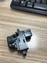 Oto Çıkma Parça / Nissan / Qashqai / Oto Cam / Cam Düğmesi / Sıfır Parça 