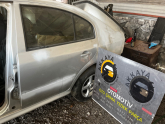 Skoda Octavia Sol Arka Kapı Çıkma Orjinal A4 Kasa
