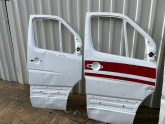 Oto Çıkma Parça / Mercedes / Sprinter / Kaporta & Karoser / Sağ Ön Kapı / Çıkma Parça 