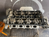 Oto Çıkma Parça / Volkswagen / Passat / Motor / Silindir Kapağı / Çıkma Parça 