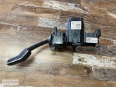 Oto Çıkma Parça / Volkswagen / Polo / Oto Cam / Silecek Kolu / Çıkma Parça 