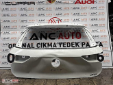 Volkswagen golf8 bagaj kapağı