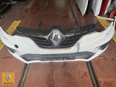 Oto Çıkma Parça / Renault / Megane / Tampon / Ön Tampon / Çıkma Parça 