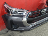 Oto Çıkma Parça / Toyota / Hilux / Tampon / Ön Tampon / Çıkma Parça 