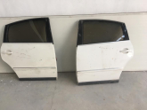 Oto Çıkma Parça / Volkswagen / Passat / Kaporta & Karoser / Sağ Ön Kapı / Çıkma Parça 