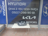 Oto Çıkma Parça / Toyota / Corolla / Far & Stop / Sağ Ön Far / Çıkma Parça 