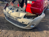 Oto Çıkma Parça / Renault / Megane / Tampon / Ön Tampon / Çıkma Parça 