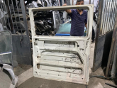 Oto Çıkma Parça / Volkswagen / Transporter / Kaporta & Karoser / Sağ Sürgülü Kapı / Çıkma Parça 