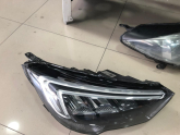 Oto Çıkma Parça / Opel / Crossland X / Far & Stop / Sağ Ön Far / Çıkma Parça 