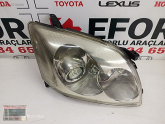 Oto Çıkma Parça / Toyota / Avensis / Far & Stop / Sağ Ön Far / Çıkma Parça 