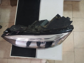 Oto Çıkma Parça / Audi / Q5 / Far & Stop / Sol Ön Far / Çıkma Parça 