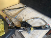 Oto Çıkma Parça / Ford / B-Max / Oto Cam / Cam Krikosu / Çıkma Parça 
