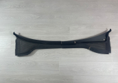 Oto Çıkma Parça / Volkswagen / Golf / Oto Cam / Ön Cam Izgarası / Sıfır Parça 