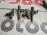 Oto Çıkma Parça / Volkswagen / Golf / Motor / Enjektör / Çıkma Parça 