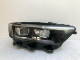 Oto Çıkma Parça / Volkswagen / T-Roc / Far & Stop / Sağ Ön Far / Çıkma Parça 