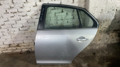 VOLKSWAGEN JETTA SOL ARKA KAPI
