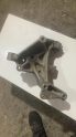 3c0505435 vw passat 2011-2014 sağ arka taşıyıcı