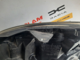 Oto Çıkma Parça / Renault / Clio / Far & Stop / Sağ Ön Far / Çıkma Parça 