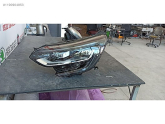 Oto Çıkma Parça / Renault / Megane / Far & Stop / Sol Ön Far / Çıkma Parça 