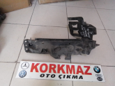 Oto Çıkma Parça / Audi / Q5 / Far & Stop / Far Braketi / Çıkma Parça 