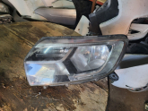 Oto Çıkma Parça / Dacia / Sandero / Far & Stop / Sol Ön Far / Çıkma Parça 