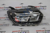 Oto Çıkma Parça / Dacia / Duster / Far & Stop / Sağ Ön Far / Çıkma Parça 