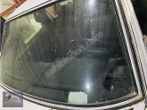 MERCEDES W123 ORJ. ÖN CAM YILDIZLI ÇIKMA TEMİZ