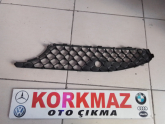 Oto Çıkma Parça / Mercedes / CLA / Tampon / Tampon Izgarası / Çıkma Parça 