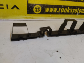 Oto Çıkma Parça / Renault / Duster / Tampon / Tampon Izgarası / Çıkma Parça 
