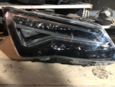 Oto Çıkma Parça / Seat / Ateca / Far & Stop / Sağ Ön Far / Çıkma Parça 