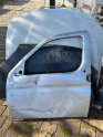 Peugeot Partner sol ön kapı çıkma orjinal
