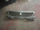 Oto Çıkma Parça / Peugeot / 301 / Arma & Yazı / Panjur Arması / Çıkma Parça 