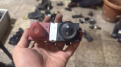 Oto Çıkma Parça / Renault / Megane / Oto Cam / Cam Düğmesi / Çıkma Parça 