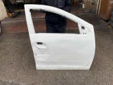 Oto Çıkma Parça / Dacia / Duster / Kaporta & Karoser / Sağ Ön Kapı / Çıkma Parça 