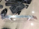 BMW 5 SERİSİ  G60 ÖN TAMPON DEMİRİ