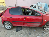 PEUGEOT 206 SAĞ ÖN KAPI ORJİNAL ÇIKMA TEMİZ DOLU
