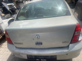 Renault Clio bagaj kapağı