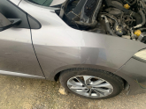 Oto Çıkma Parça / Renault / Fluence / Kaporta & Karoser / Sağ Ön Çamurluk / Çıkma Parça 