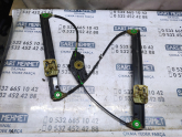 ÇIKMA AUDİ A4 SAĞ ÖN CAM KRİKOSU K-810