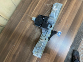 Oto Çıkma Parça / Opel / Insignia / Oto Cam / Cam Krikosu / Çıkma Parça 