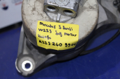 Oto Çıkma Parça / Mercedes / S Serisi / Motor / Takozu & Kulağı / Çıkma Parça 