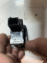 Oto Çıkma Parça / Citroen / C4 / Oto Cam / Cam Düğmesi / Çıkma Parça 